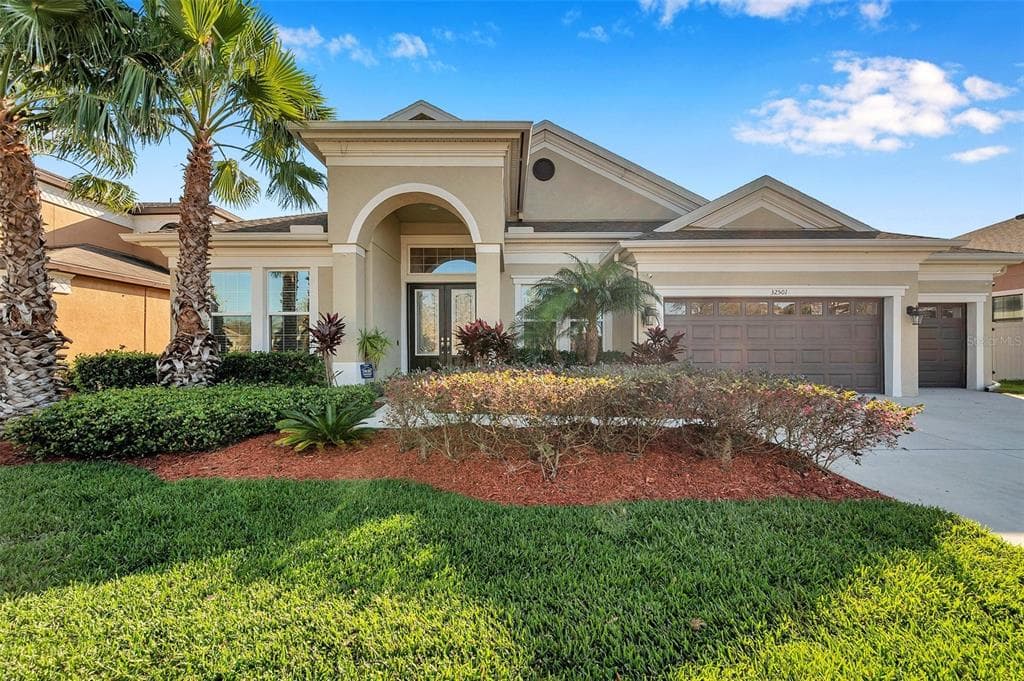 32501 GODDARD DRIVE WESLEY CHAPEL, FL 33543
