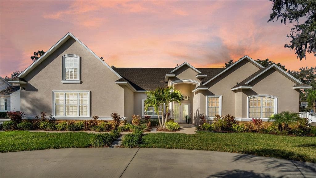 1561 ROYAL FOREST LOOP LAKELAND, FL 33811