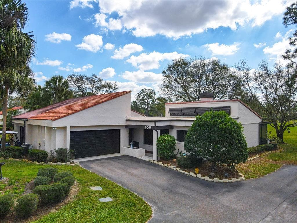 105 CAPRI COURT S PLANT CITY, FL 33566