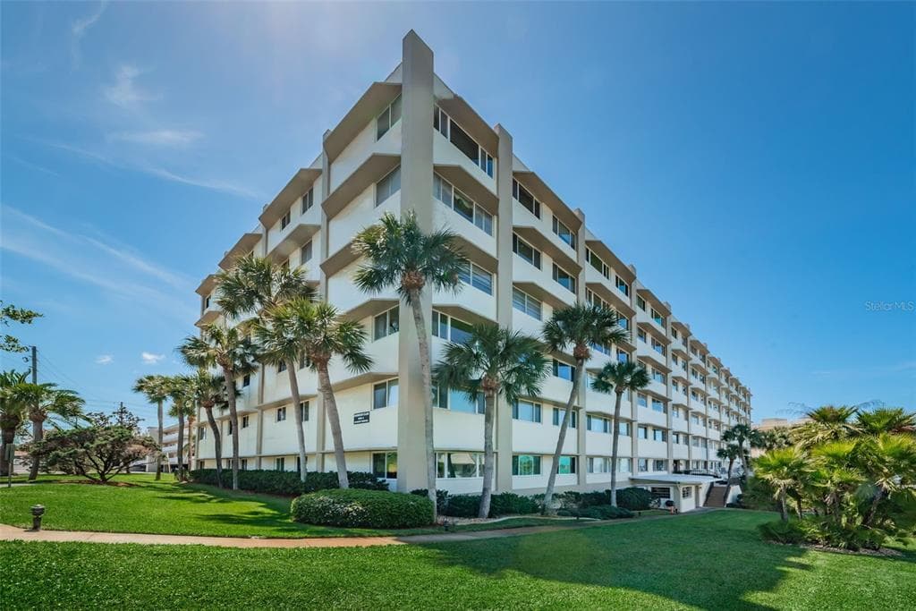 100 BLUFF VIEW DRIVE UNIT 514A BELLEAIR BLUFFS, FL 33770