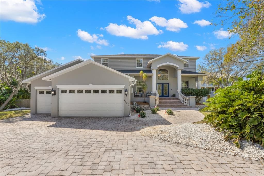 9240 SAN MARTIN BOULEVARD NE ST PETERSBURG, FL 33702