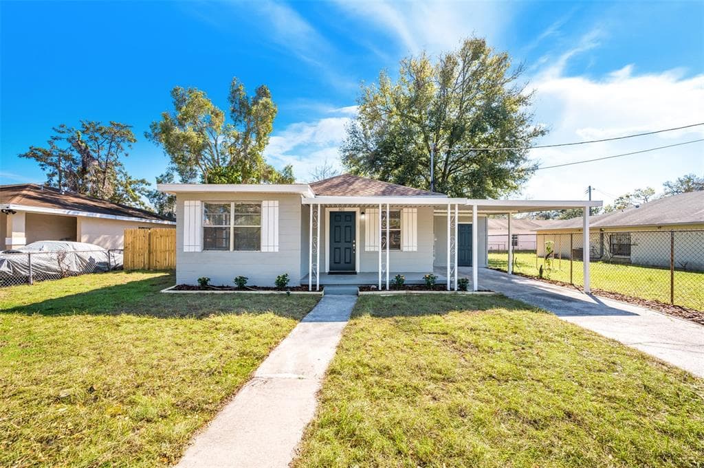3611 E CHELSEA STREET TAMPA, FL 33610