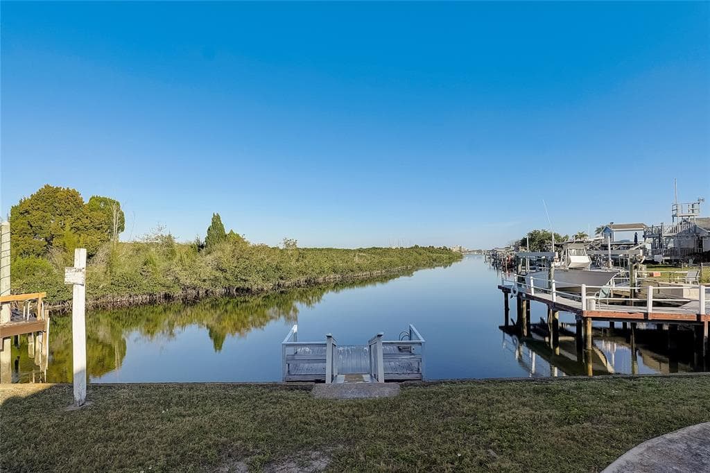 6125 TOWER DRIVE HUDSON, FL 34667