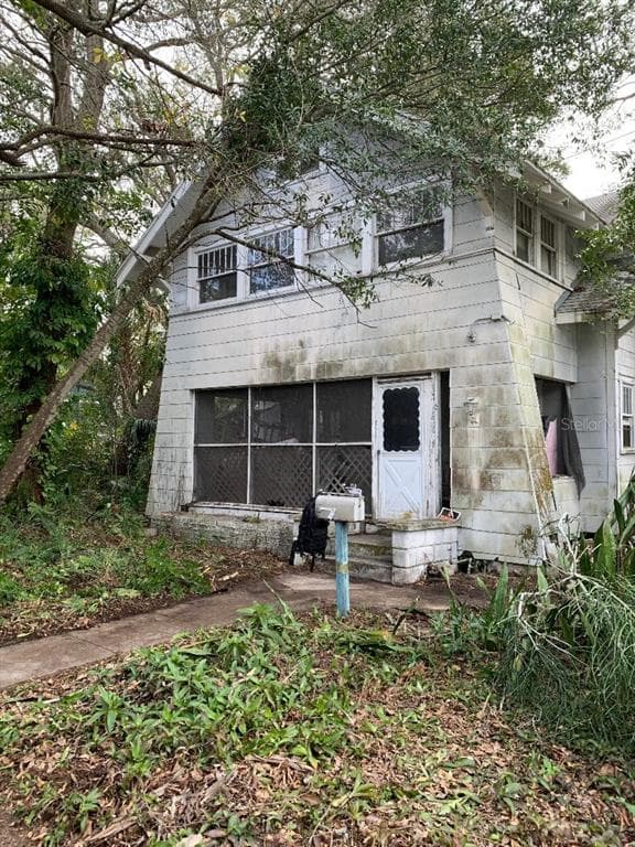 718 34TH AVENUE S ST PETERSBURG, FL 33705