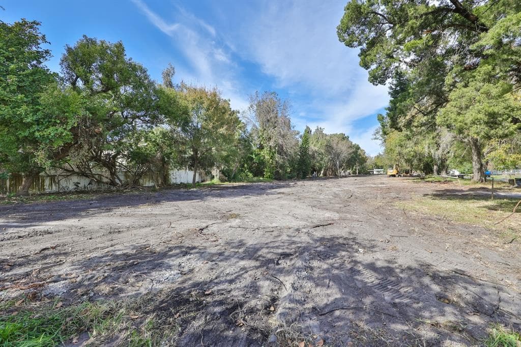 6617 S RICHARD AVENUE TAMPA, FL 33616