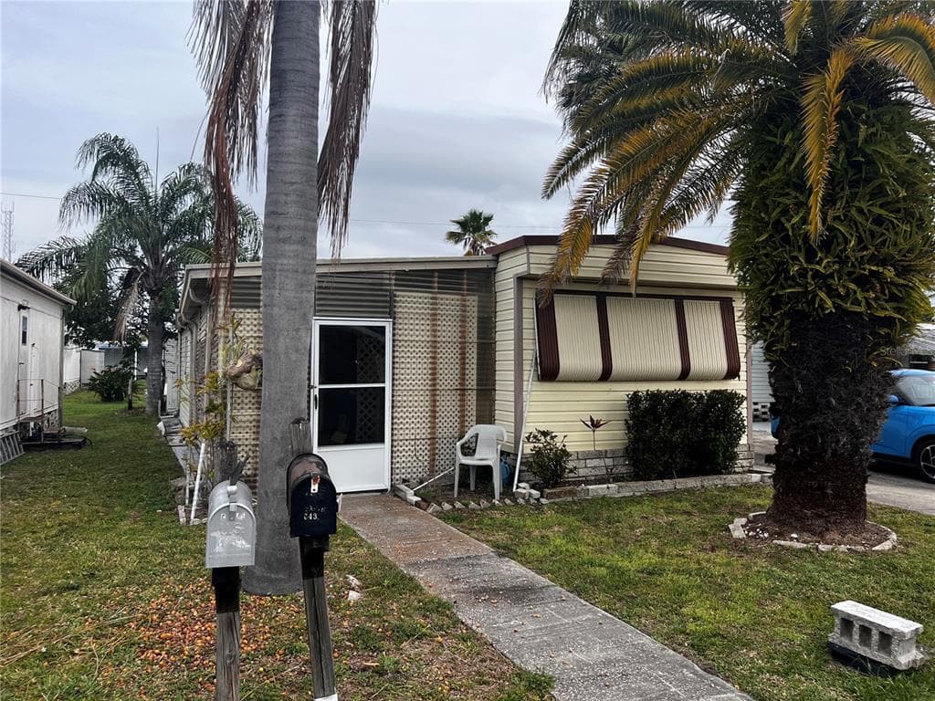 12674 SEMINOLE BOULEVARD UNIT C43 LARGO, FL 33778