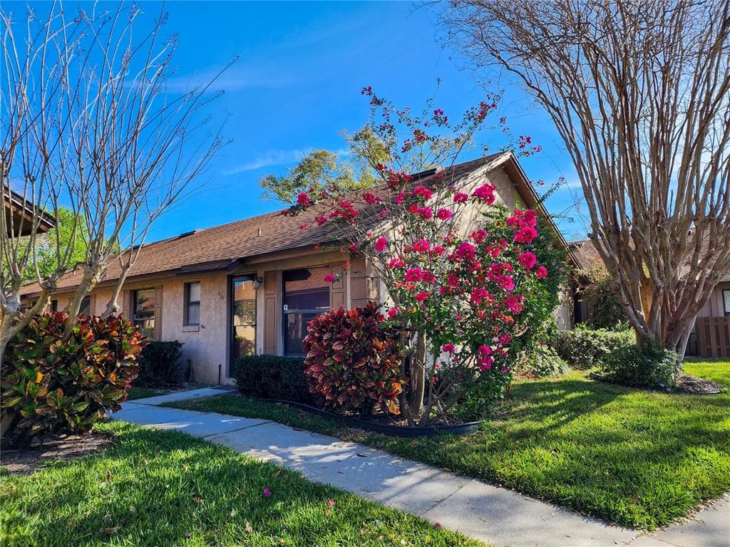 375 DOUGLAS WAY UNIT 57 WINTER GARDEN, FL 34787