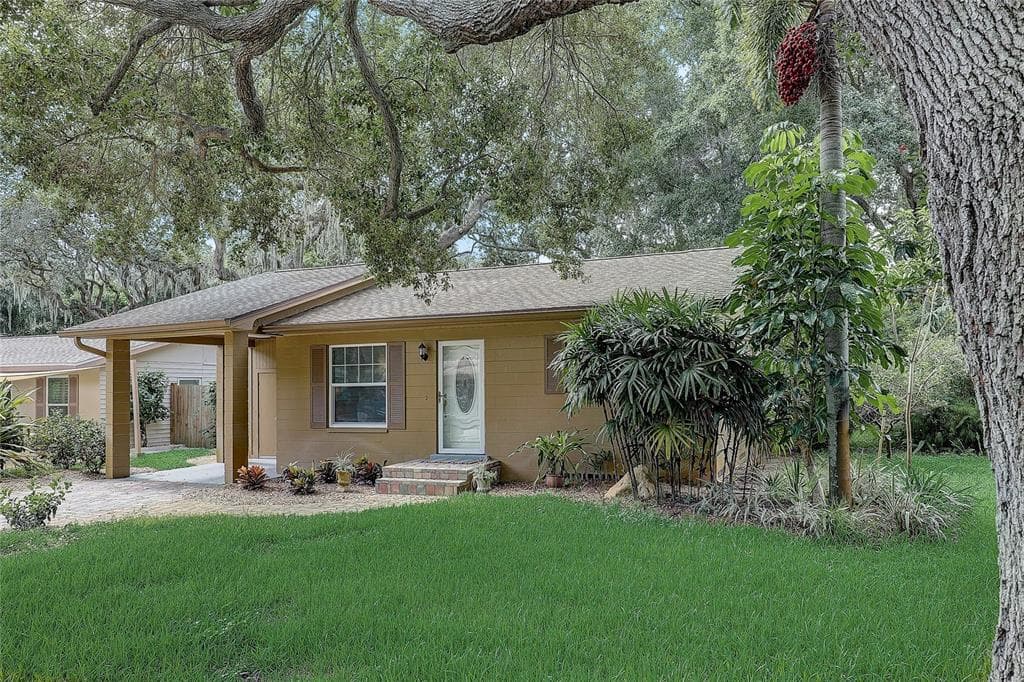 1617 EDNA AVENUE LARGO, FL 33770