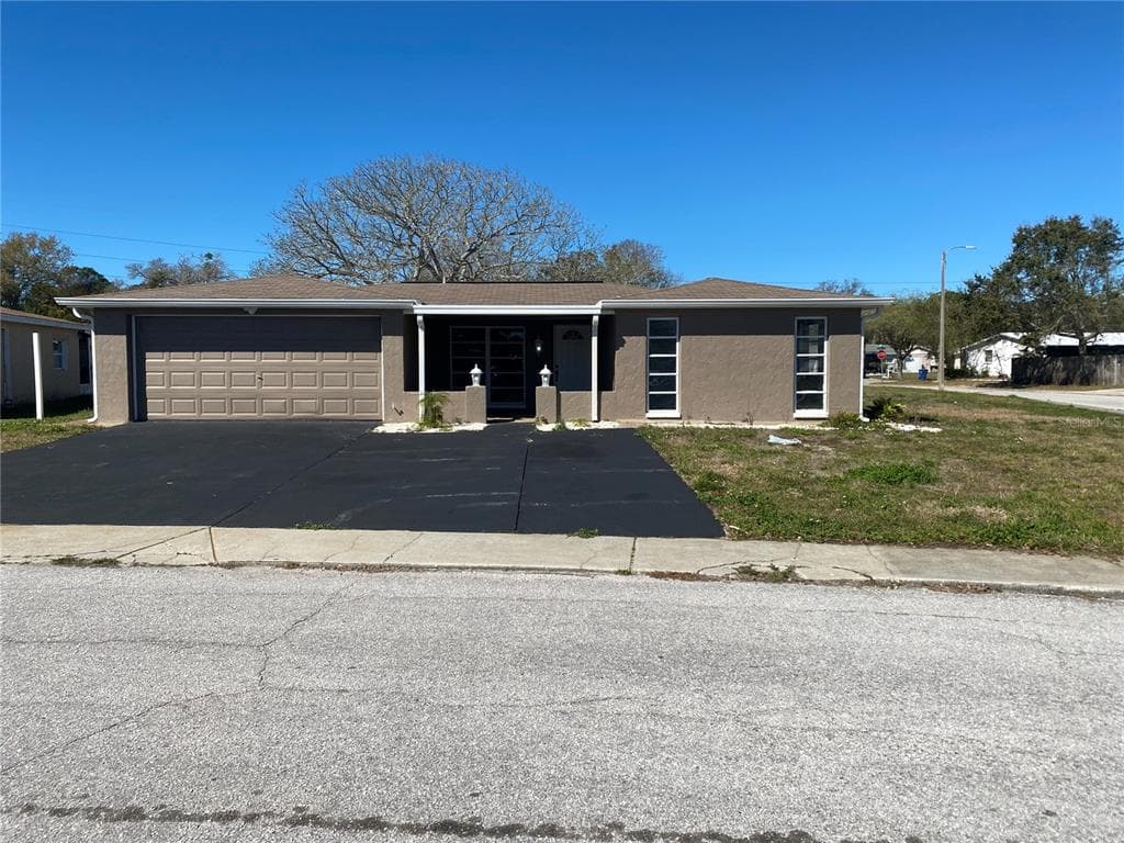 1829 SPRINT LANE HOLIDAY, FL 34691