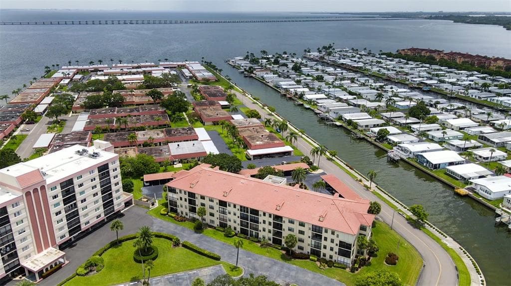 19029 US HIGHWAY 19 N UNIT 26-301 CLEARWATER, FL 33764