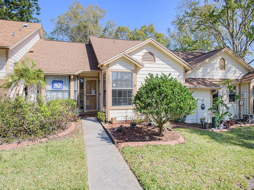 2637 BENTLEY DRIVE PALM HARBOR, FL 34684