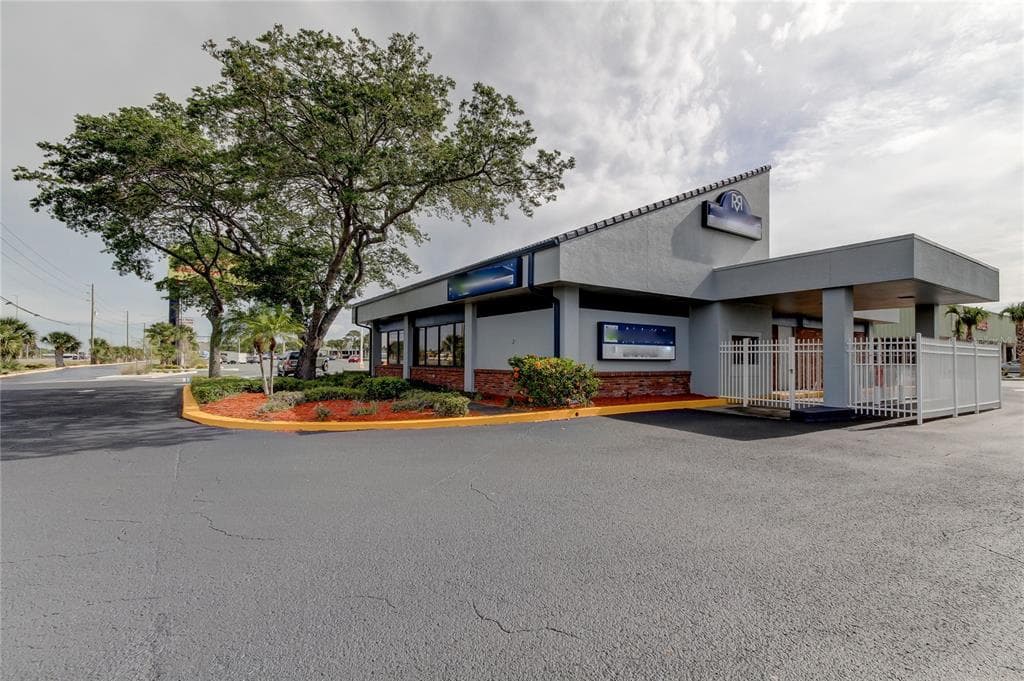 12000 US HIGHWAY 19 HUDSON, FL 34667