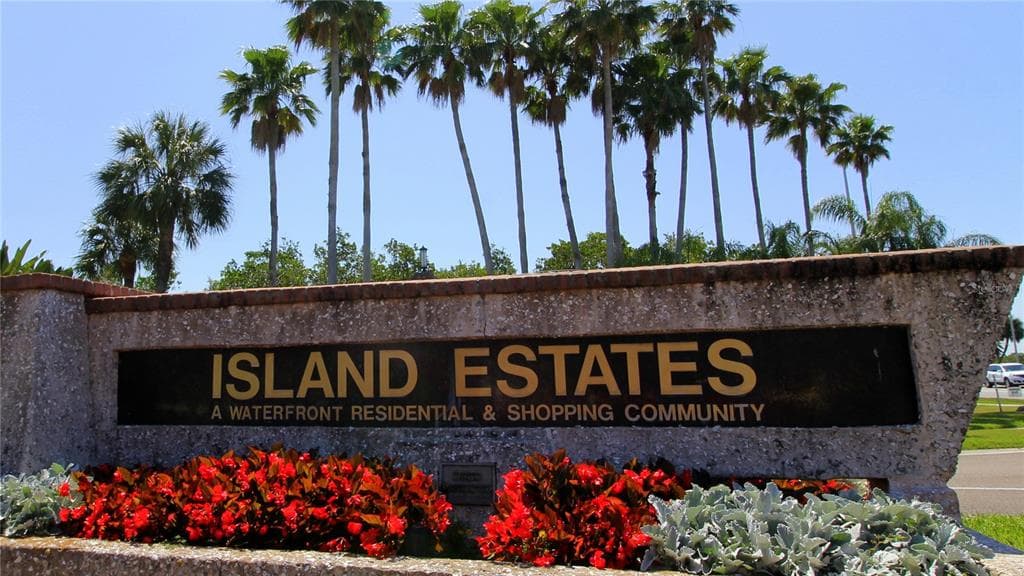 51 ISLAND WAY UNIT 503 CLEARWATER, FL 33767