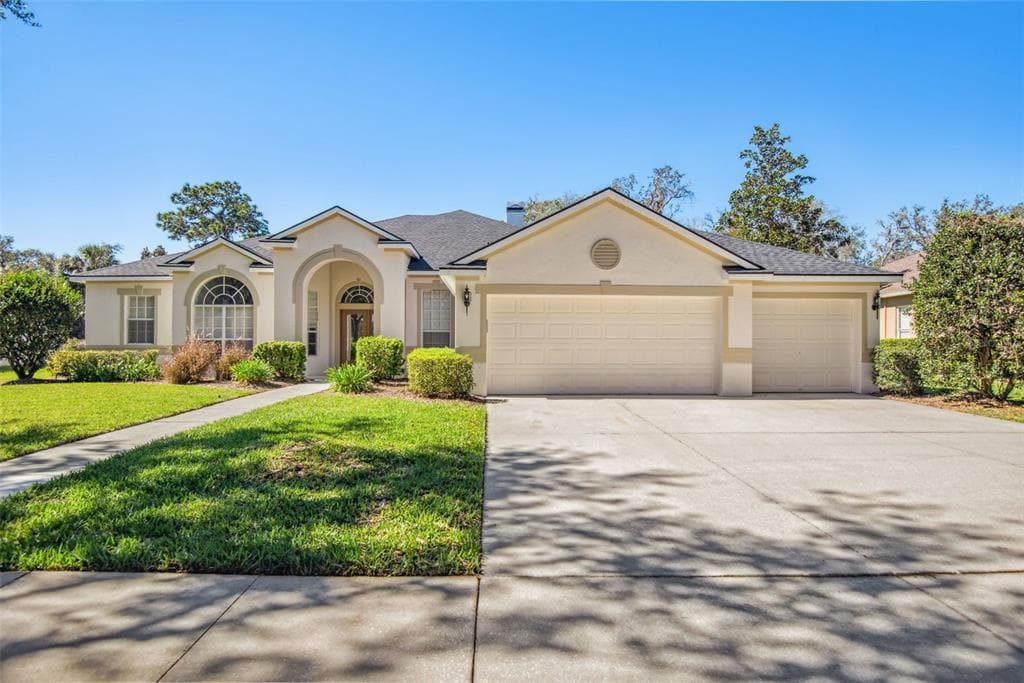 15231 KESTRELRISE DRIVE LITHIA, FL 33547