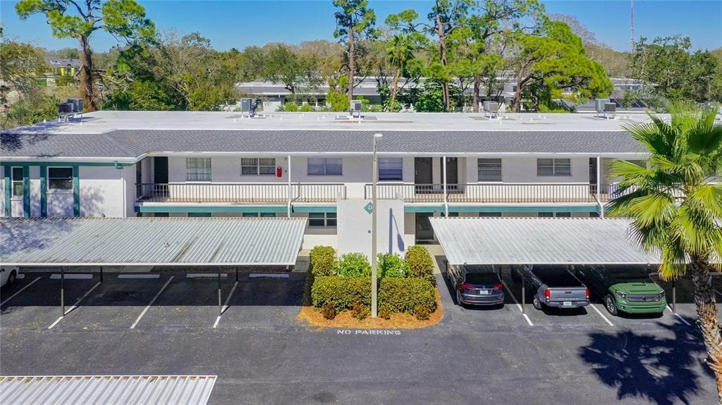 7580 92ND STREET UNIT 204D LARGO, FL 33777
