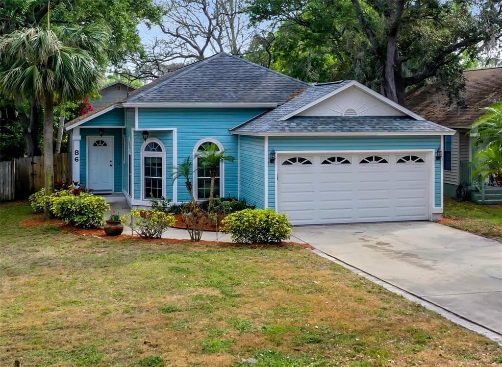 86 HIGHLAND ROAD