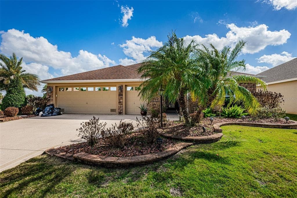 3715 UNDERBRUSH TRAIL THE VILLAGES, FL 32163