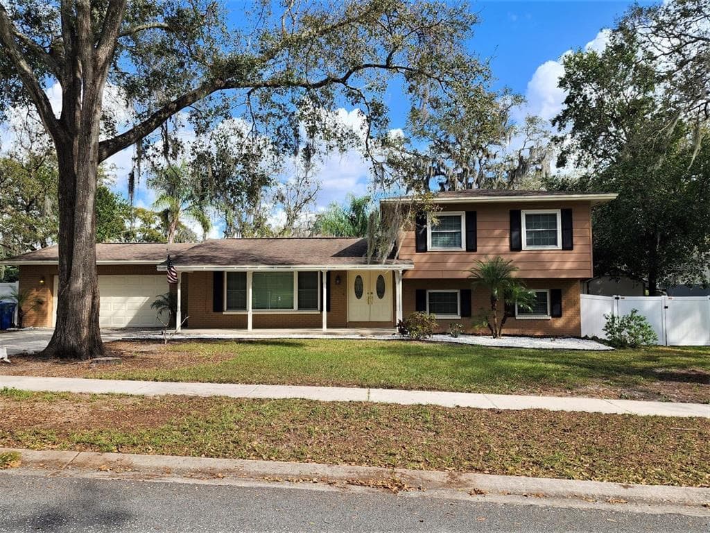 2309 GREEN LAWN STREET BRANDON, FL 33511