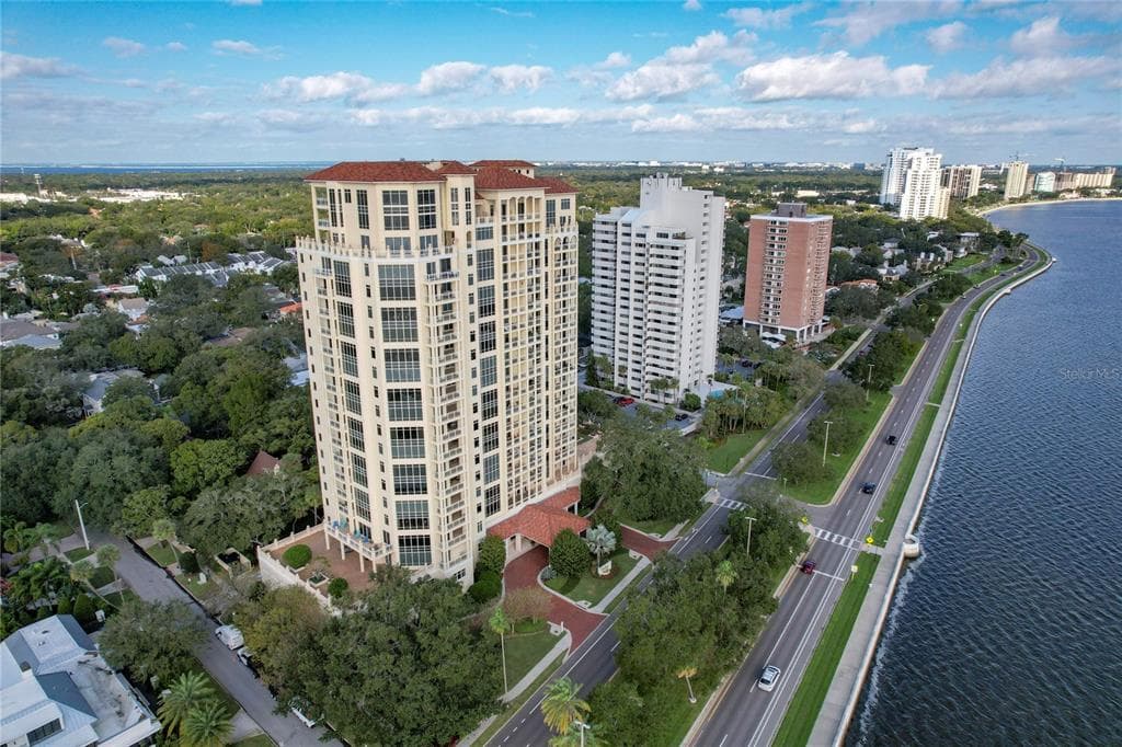 4201 BAYSHORE BOULEVARD UNIT 1901 TAMPA, FL 33611