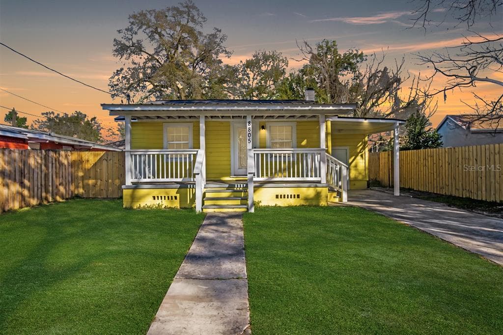 8805 N MULBERRY STREET TAMPA, FL 33604