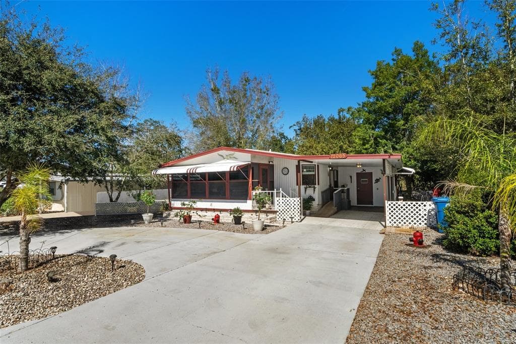 12065 FAIRWAY AVENUE BROOKSVILLE, FL 34613