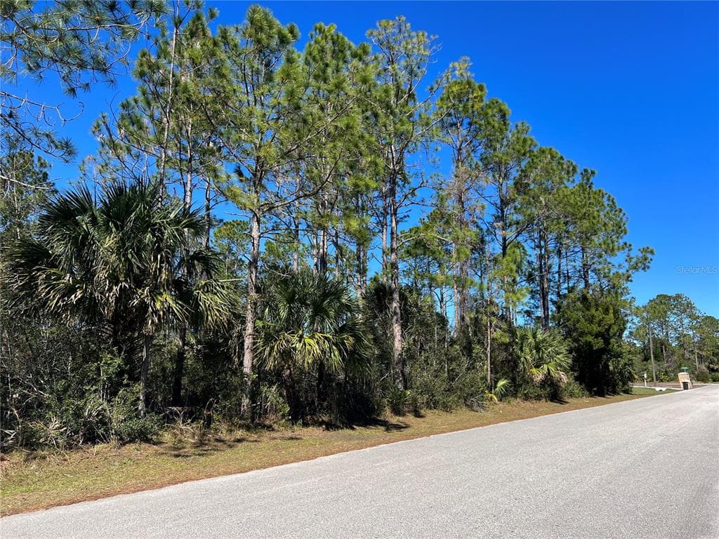 7 UNIVERSAL TRAIL PALM COAST, FL 32164