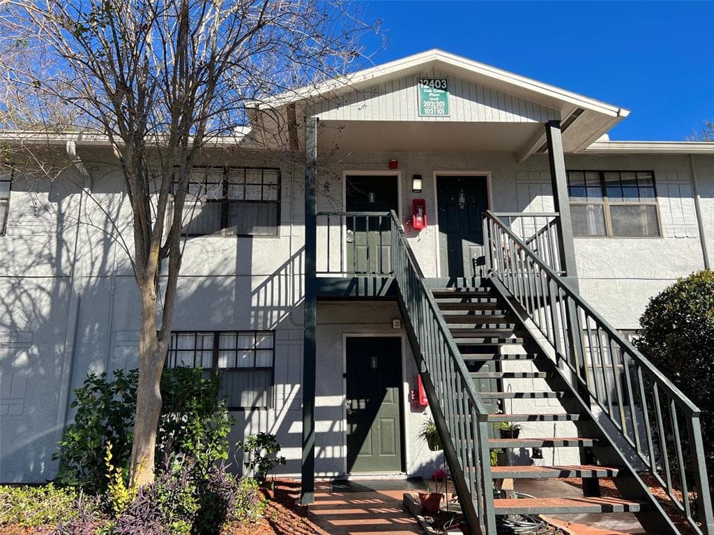 12403 OAK CEDAR PLACE UNIT 202 TAMPA, FL 33612
