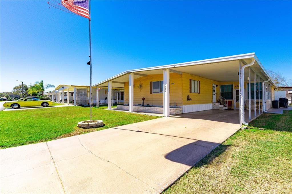 5429 AMANDA STREET ZEPHYRHILLS, FL 33542