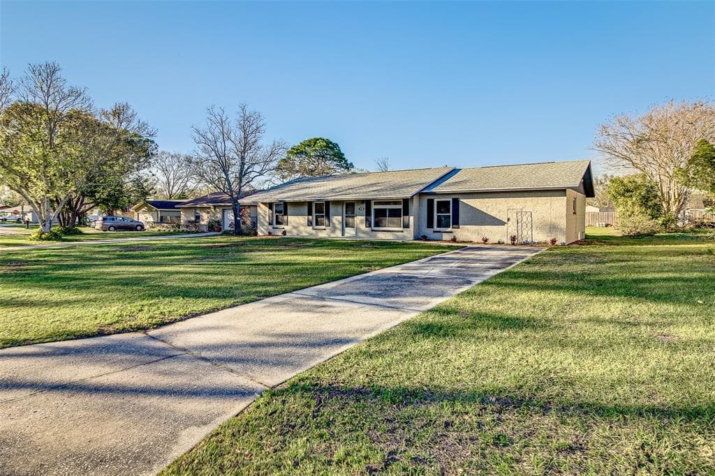 3728 WHITEDOVE DRIVE LAKELAND, FL 33812