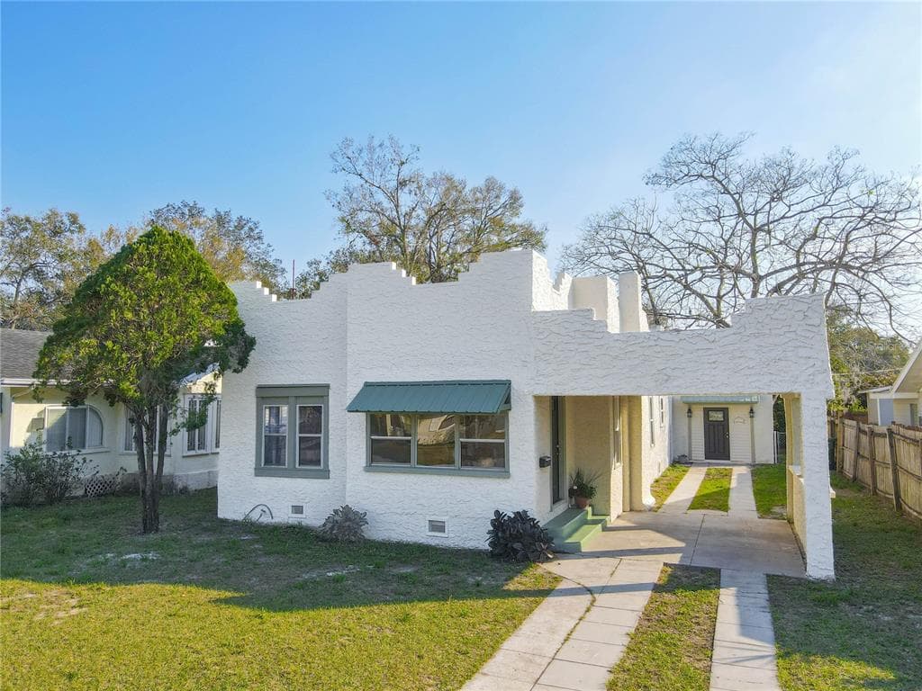 424 AVENUE G SE WINTER HAVEN, FL 33880