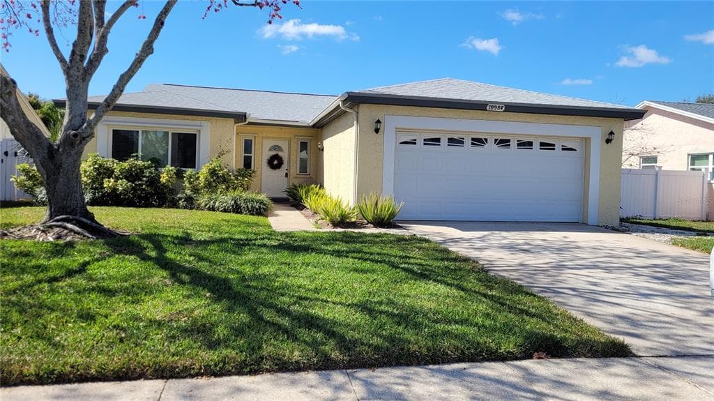 10984 OAKHAVEN DRIVE PINELLAS PARK, FL 33782