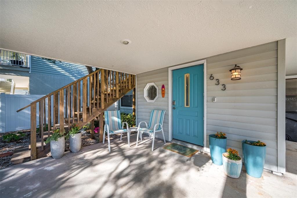 633 76TH AVENUE ST PETE BEACH, FL 33706