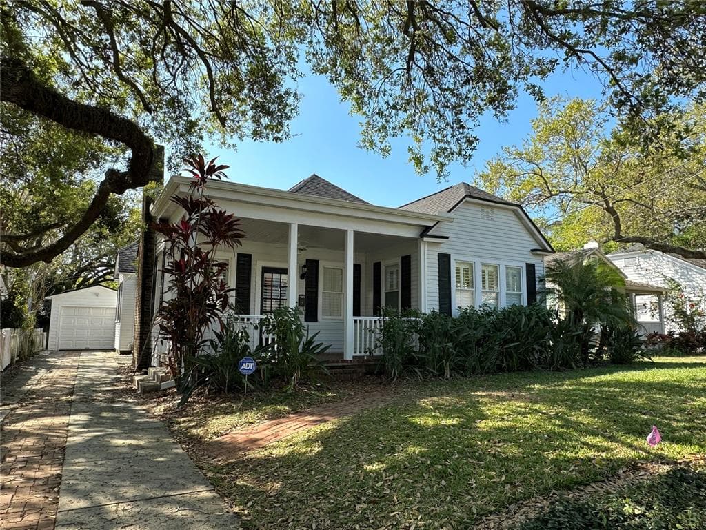 3204 W SAN JOSE STREET TAMPA, FL 33629