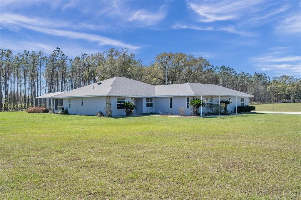 2505 E COUNTY ROAD 462 WILDWOOD, FL 34785