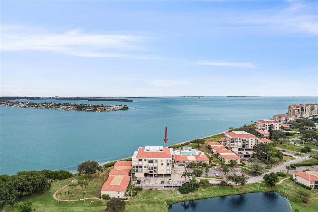 6104 PALMA DEL MAR BOULEVARD S UNIT 302 ST PETERSBURG, FL 33715