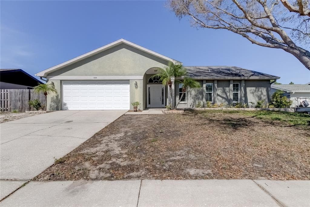 1004 GOSHEN ROAD TARPON SPRINGS, FL 34689