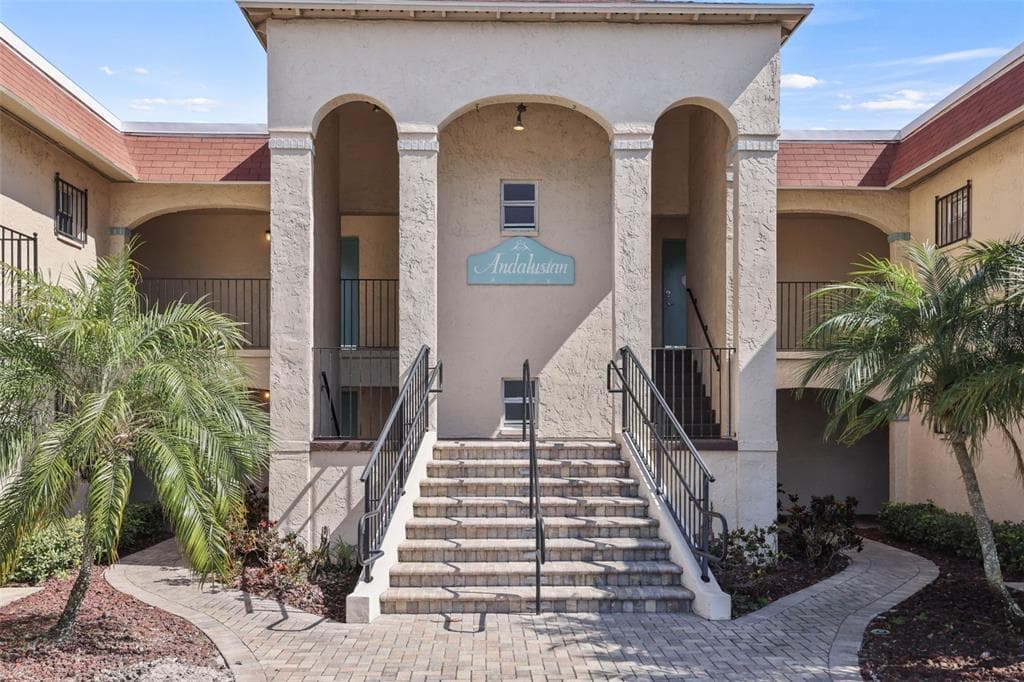 8151 BLIND PASS ROAD UNIT 21 ST PETE BEACH, FL 33706