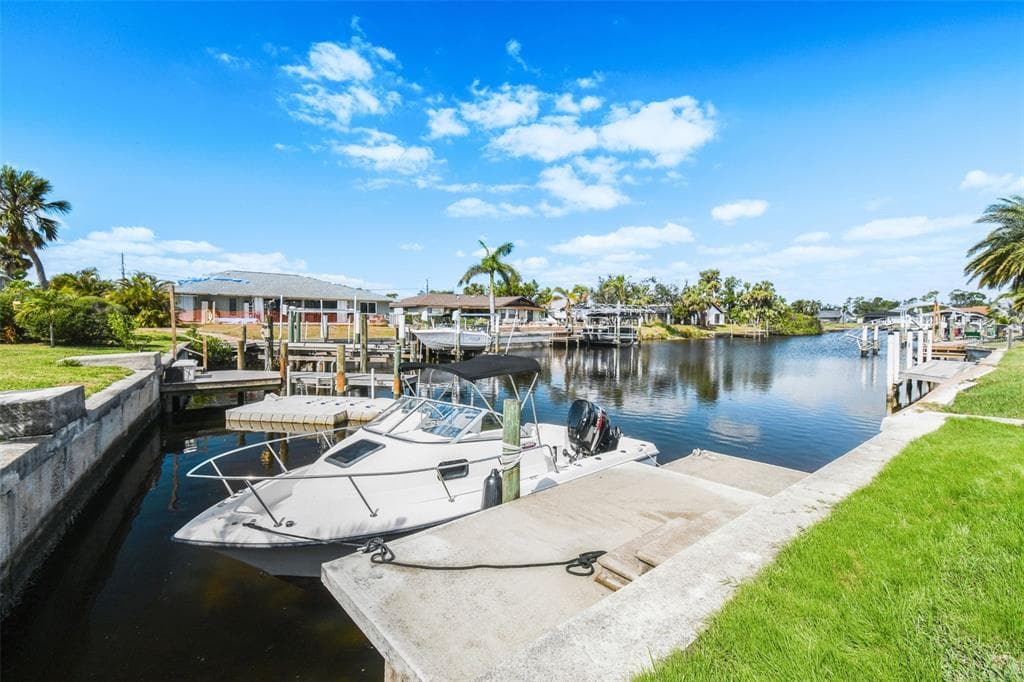 19390 MIDWAY BOULEVARD PORT CHARLOTTE, FL 33948