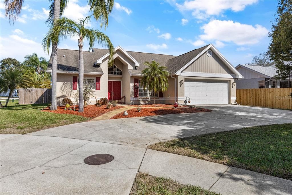 4937 KLOSTERMAN OAKS COURT PALM HARBOR, FL 34683