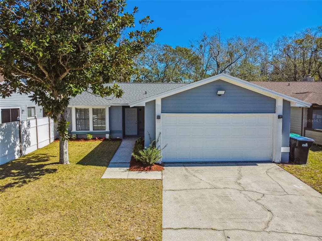 3039 CURRY WOODS DRIVE ORLANDO, FL 32822