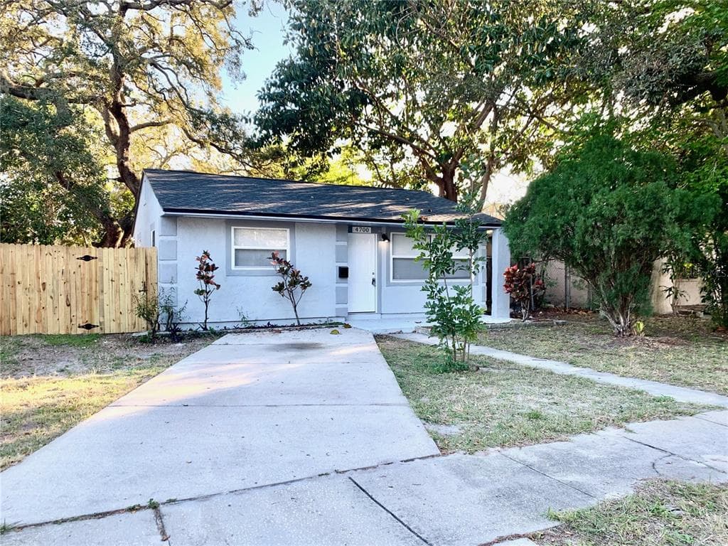 4700 13TH AVENUE S ST PETERSBURG, FL 33711