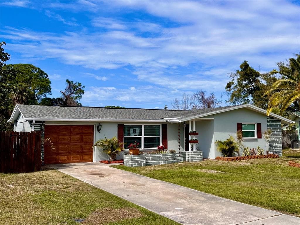 3156 HARVARDSTON LOOP HOLIDAY, FL 34691