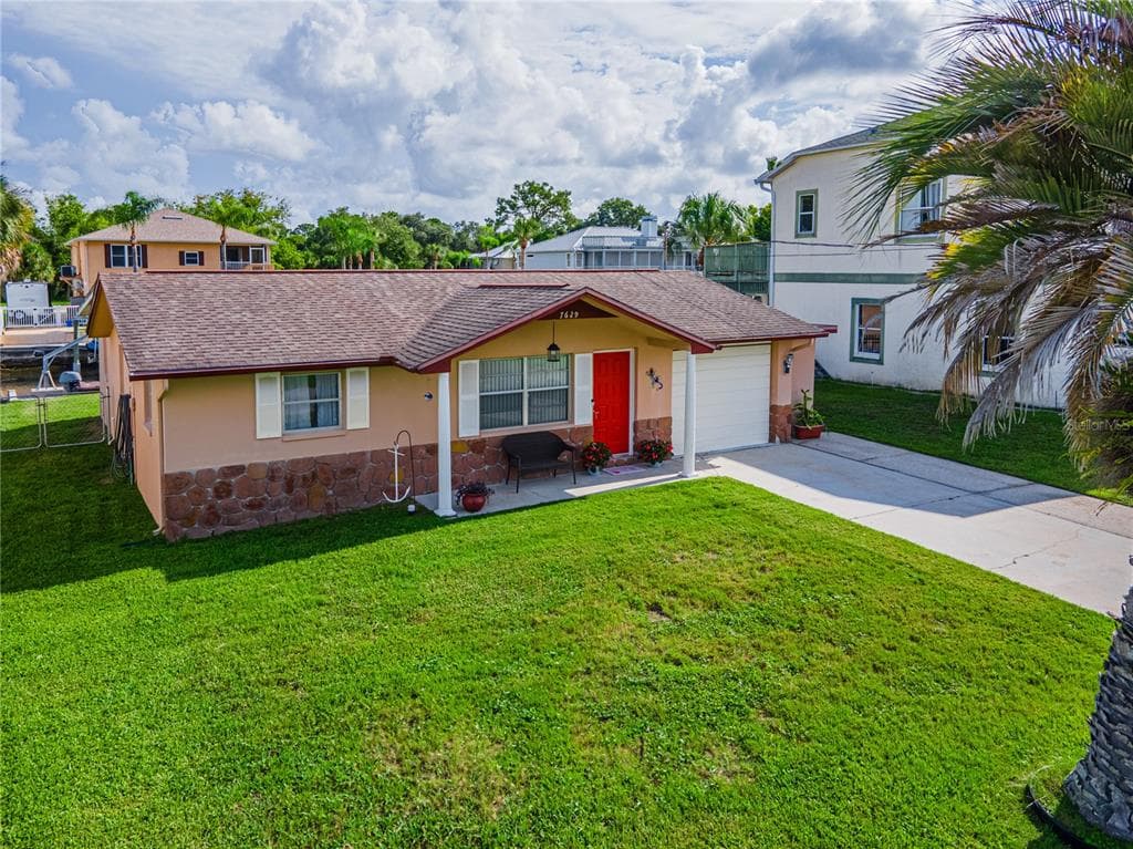 7629 HATTERAS DRIVE HUDSON, FL 34667