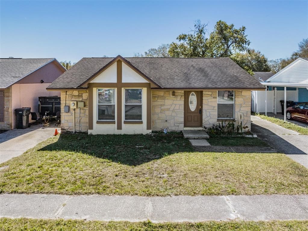 8506 COLLEEN COURT TAMPA, FL 33615