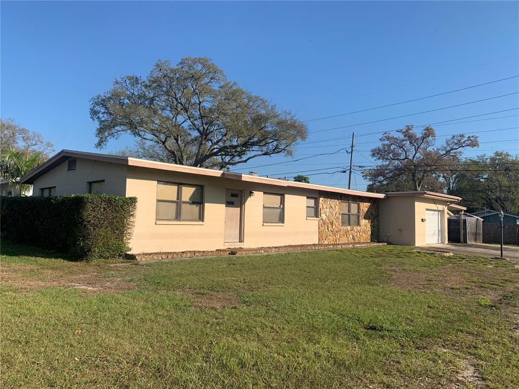 1225 52ND STREET N ST PETERSBURG, FL 33710