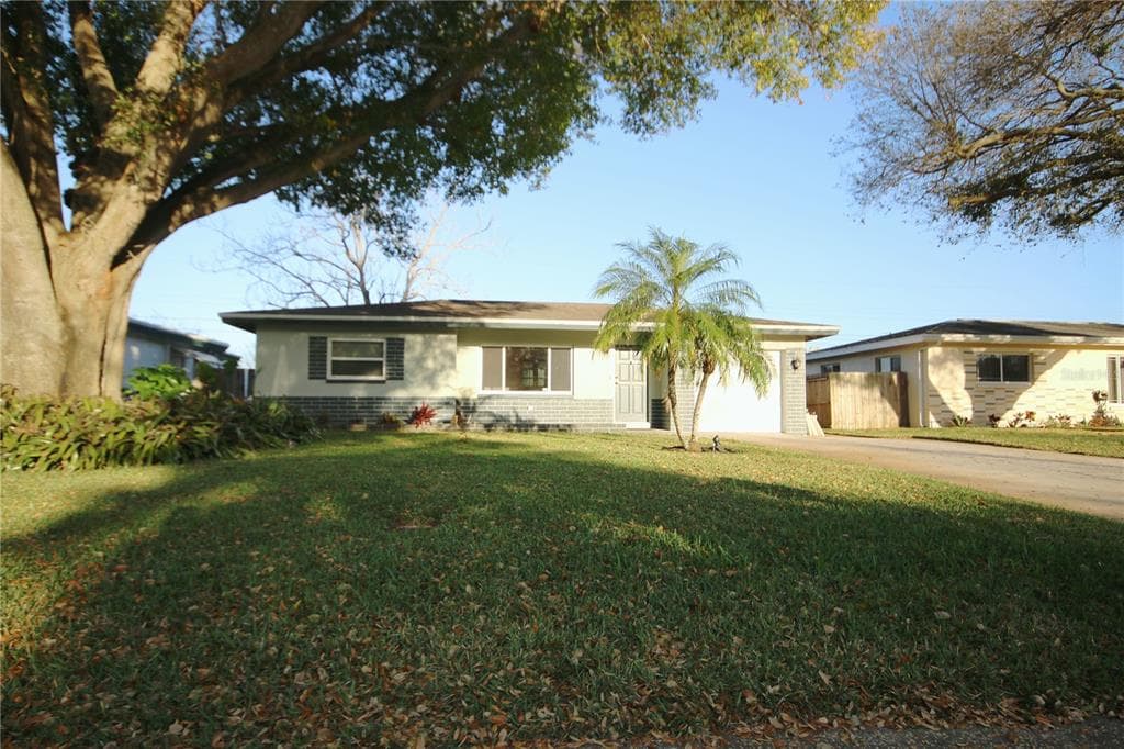 1779 SUFFOLK DRIVE CLEARWATER, FL 33756