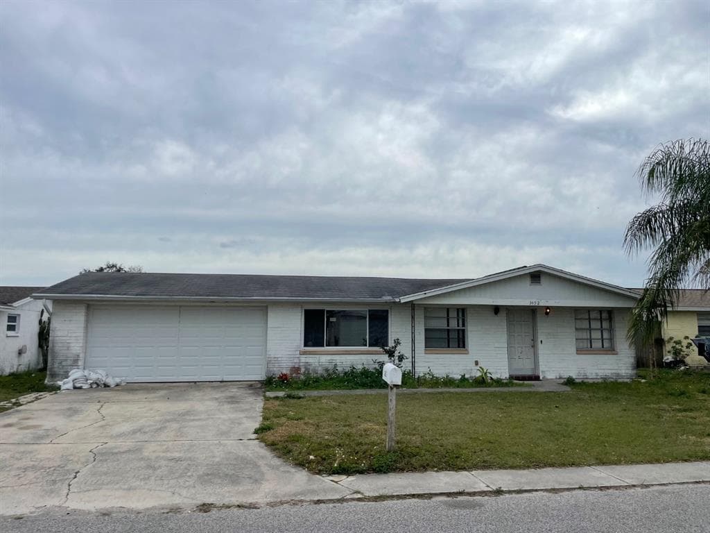 3452 UMBER ROAD HOLIDAY, FL 34691