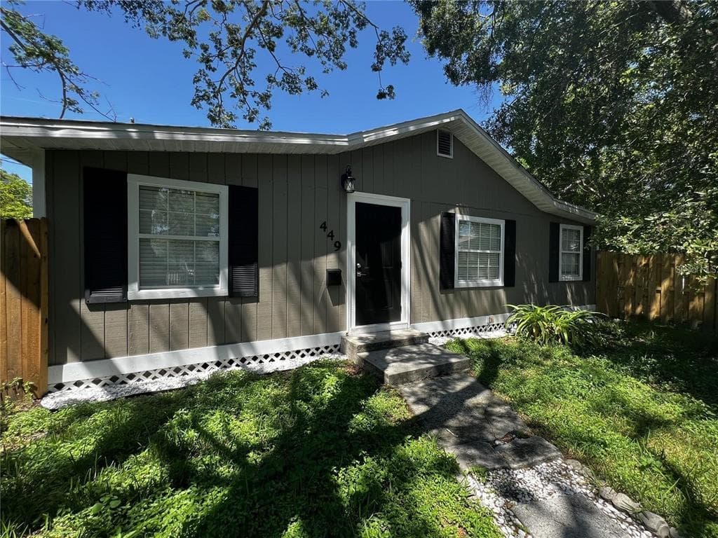449 38TH AVENUE N ST PETERSBURG, FL 33703