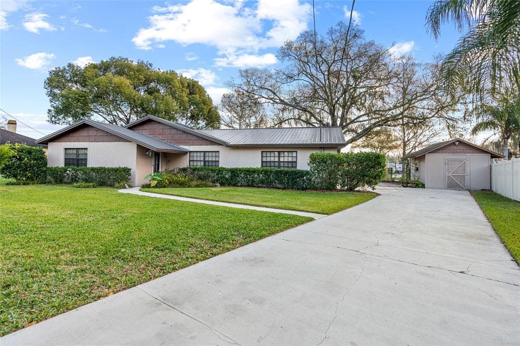 3222 PINE SHADOW DRIVE LAND O LAKES, FL 34639