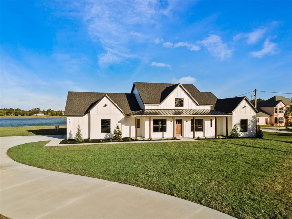 3901 DALLAS BOULEVARD ORLANDO, FL 32833